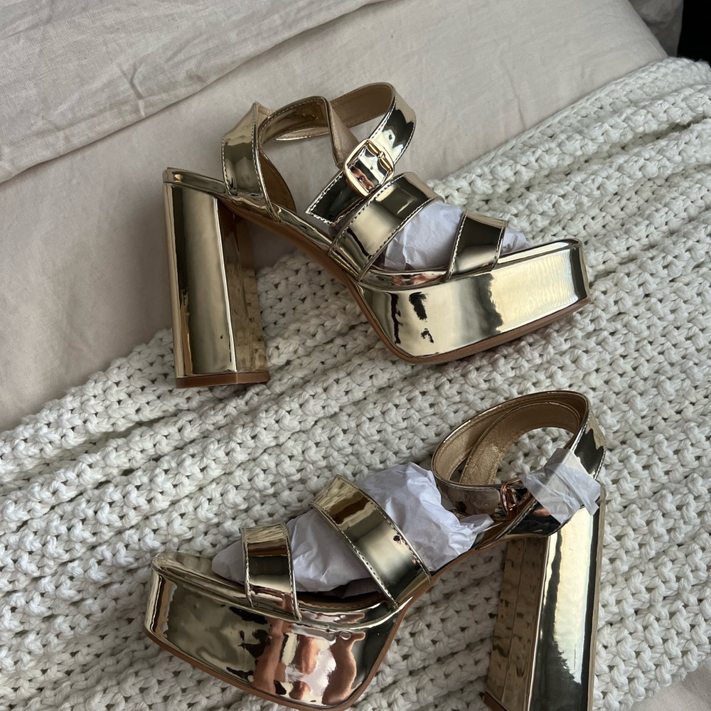 Matisse Gold Platform High Heel Shoes